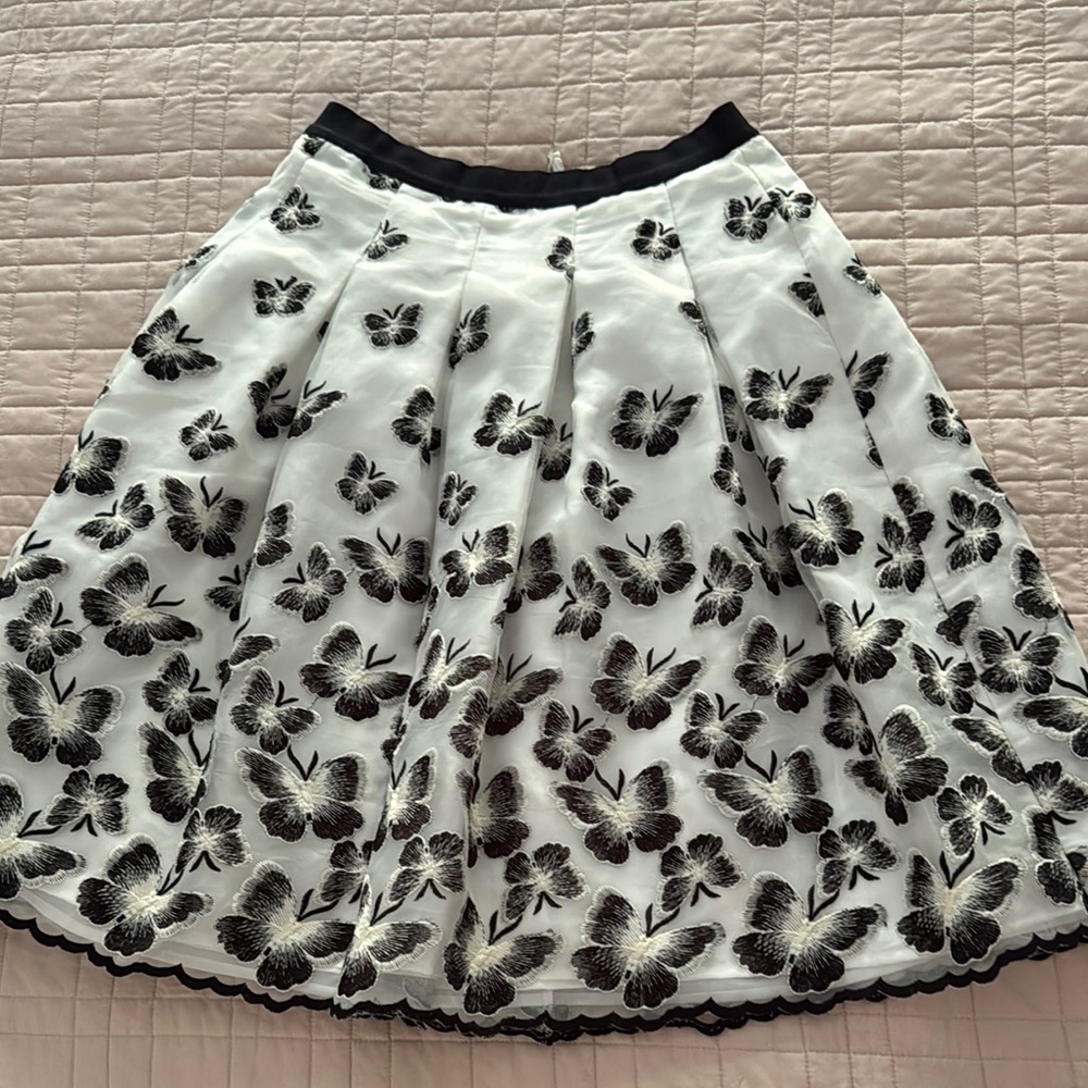 Talbots Black and White A-Line Pleated Skirt